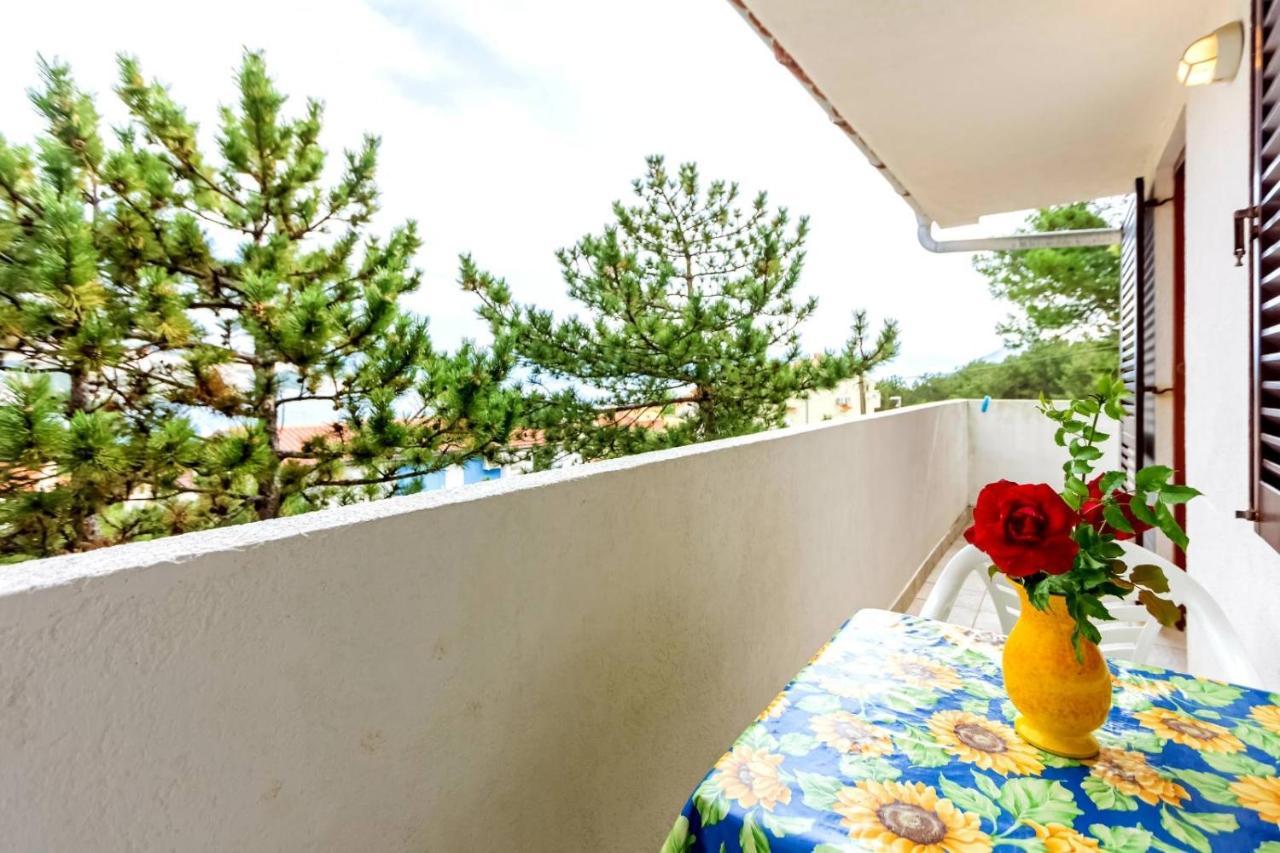 Villa Baska Экстерьер фото